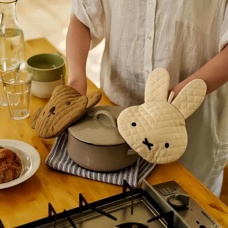 Kawaii Miffy Insulated Kitchen - مراجعة Heat Resistant Glove وسعره